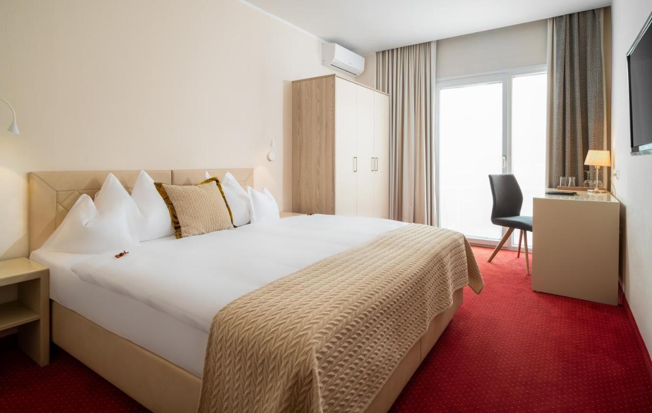 Hotel Post Wrann フェルデン・アム・ヴェルターゼー エクステリア 写真