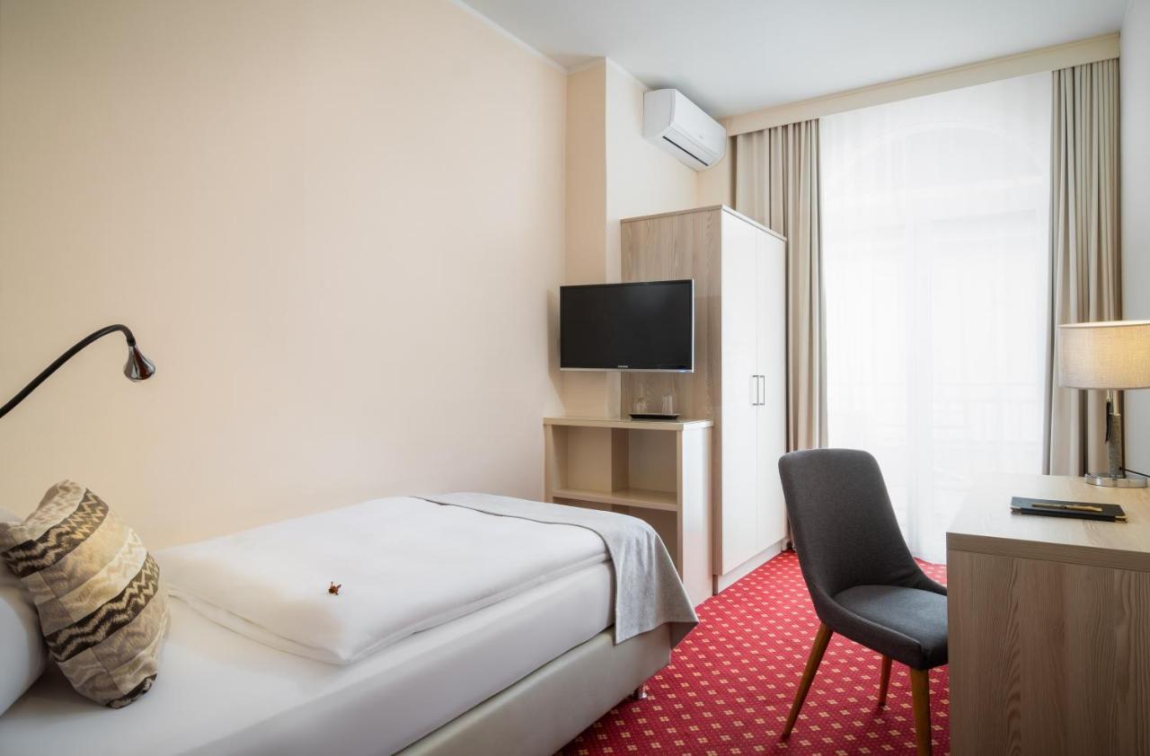 Hotel Post Wrann フェルデン・アム・ヴェルターゼー 部屋 写真